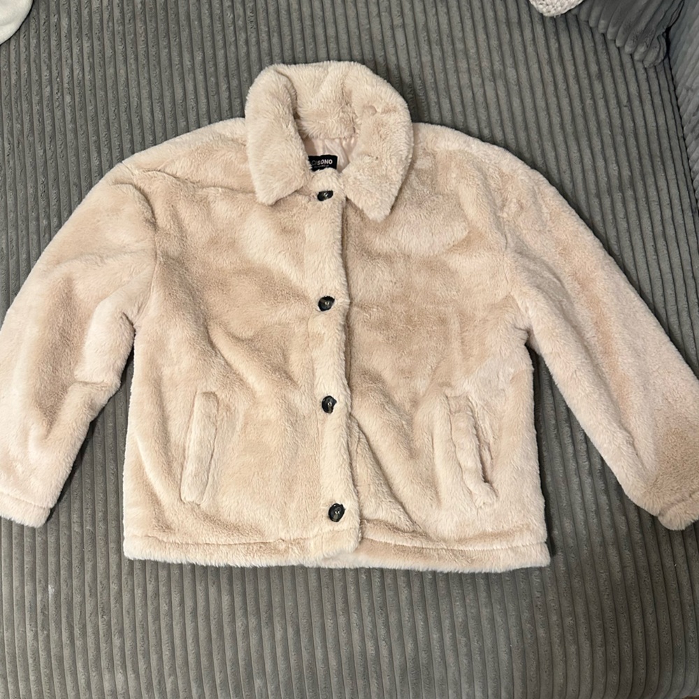 Ci Sono Beige Faux Fur Coat - Picture 6 of 8